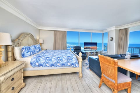 Welcome to Paradise! Your 10th-floor oceanfront view awaits you.