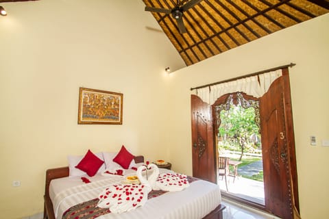 Deluxe Double Room | 1 bedroom, down comforters, pillowtop beds, individually decorated
