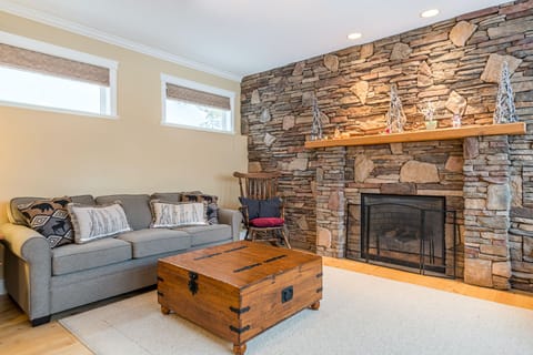 Cozy Living Room with a Gas Fireplace
