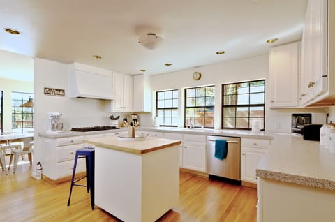 Kitchen. Lots of light.Lots of Space. Lots of cooking options. Endless amenities