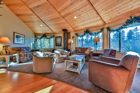 Warm cedar ceiling adds to the ambiance. Along with sunny meadow and tree views.