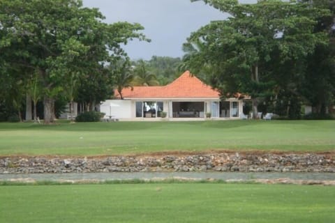 Lake View & Golf View