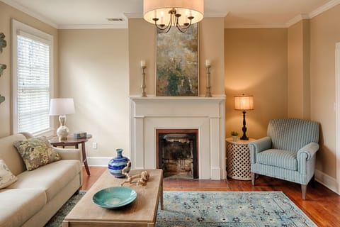 Welcome to Blue on Broughton!