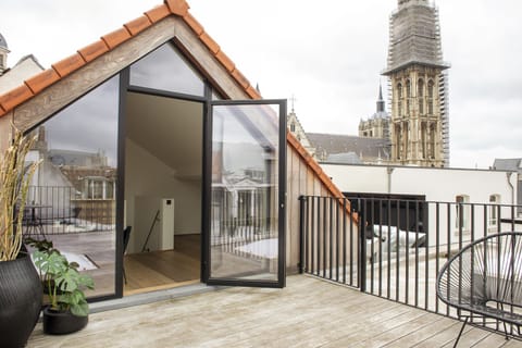 Deluxe Suite, Multiple Beds, City View | City view
