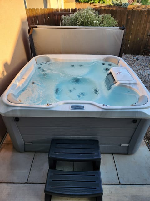 hot tub