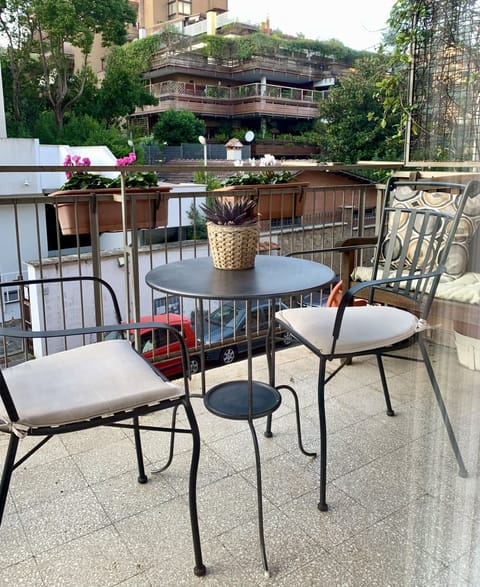 Superior Double Room, Ensuite | Balcony view