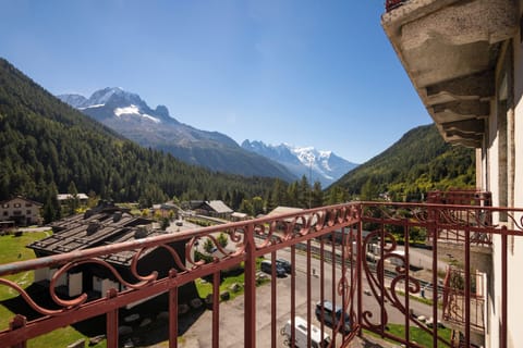 Balcony with a Mont Blanc view