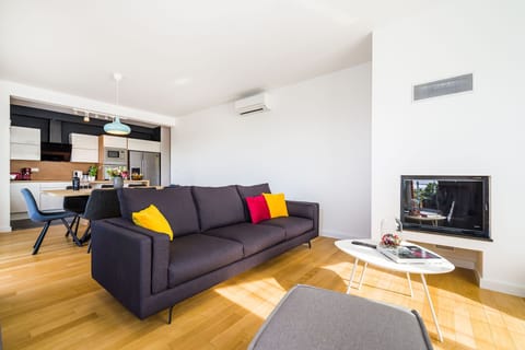 
Upper part of the house, kitchen, dining room, living room all connected with terrace and sea view from all rooms.