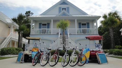 Oceanfront Community Beach House W/ Game Room 1st Level