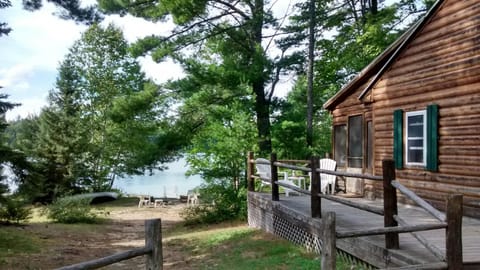 Experience the pure UP here….Just Breathe & take it all in. Close to attractions