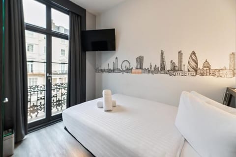 Standard Double Room | Free WiFi, bed sheets