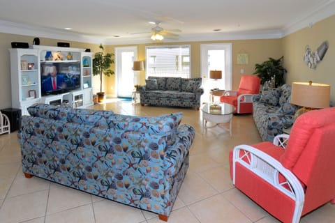 Living Room, 60 in HDTV