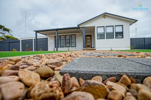 Breakaway Front View (1)