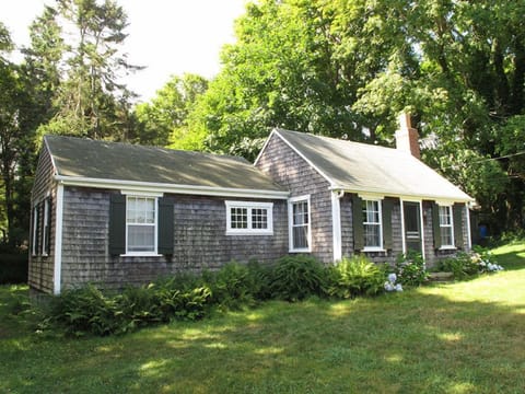 Main house exterior, guest house to the right (not shown). 