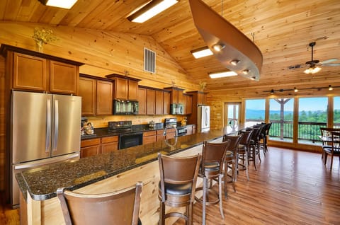 Image of Luxury Kitchen in Gatlinburg Vacation Rental.