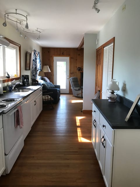 Newly updated kitchen 