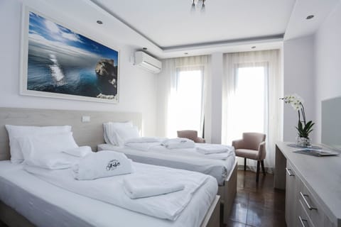 Standard Double Room | In-room safe, blackout drapes, free WiFi, bed sheets