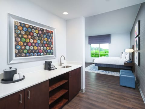 Desk, laptop workspace, soundproofing, iron/ironing board