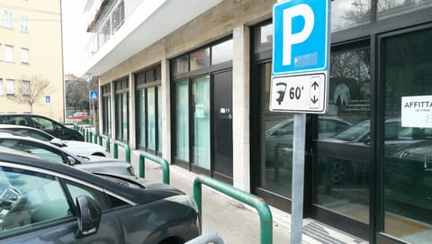 Free self parking