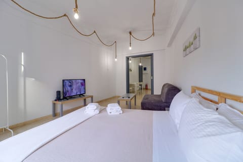 Apartment, 1 Double Bed with Sofa bed | 1 bedroom, in-room safe, desk, soundproofing