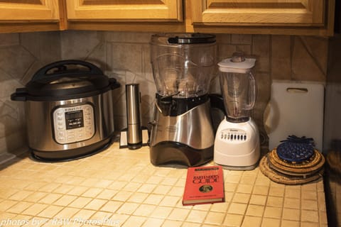 From Margarita machine, blender & air fryer all available for your convenience!