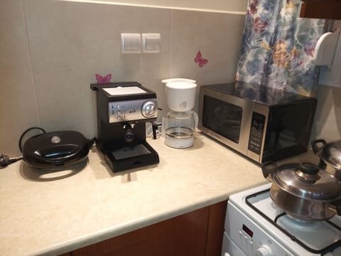 espresso machine, filter coffee, toaster, microwave