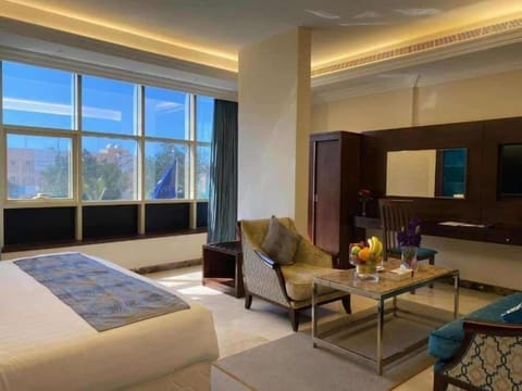 Standard Double Room | In-room safe, soundproofing, iron/ironing board, free WiFi