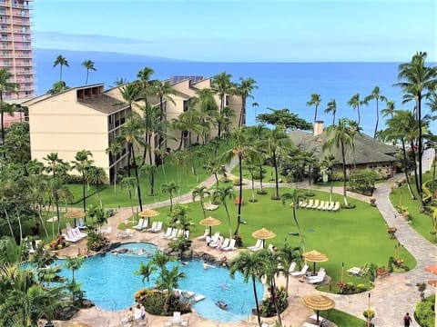 Here is the tropical/ocean view you'll experience from your private lanai. 🌴🐋