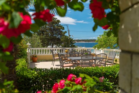Superior Apartment, 3 Bedrooms, Sea View, Ground Floor | View from room