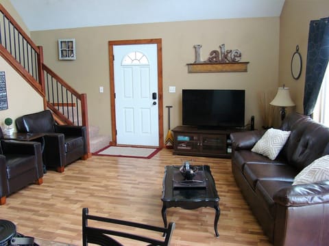 Great Room with plenty of seating