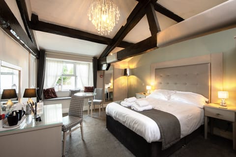 Deluxe Double Room, Ensuite (Room 6)