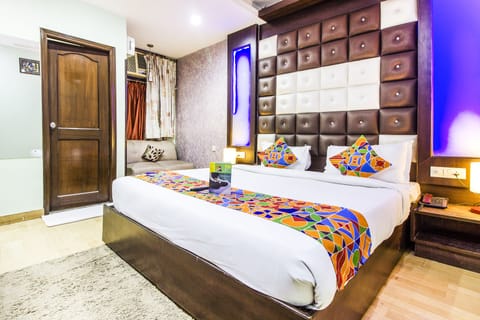 Deluxe Room, 1 Double Bed, Non Smoking | In-room safe, rollaway beds, free WiFi