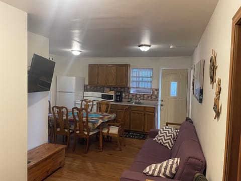 Deluxe Cabin, Multiple Beds, Non Smoking | Iron/ironing board, free WiFi, bed sheets