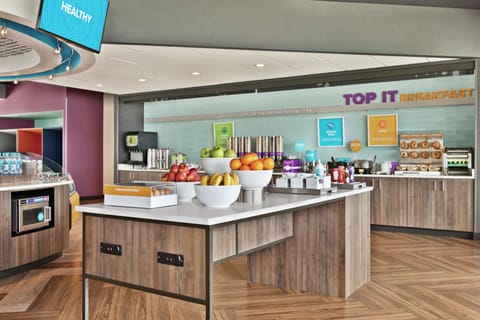 Free daily breakfast