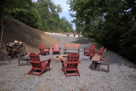 Fire Pit for S'mores!