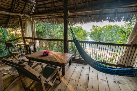 Deluxe Tree House | Bed sheets