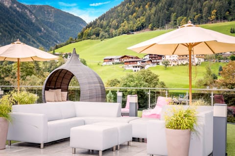 Sundeck