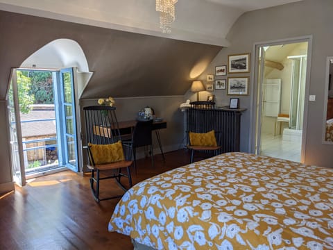 Deluxe Double Room, 1 Queen Bed, Garden View (Olivier) | Frette Italian sheets, premium bedding, individually decorated