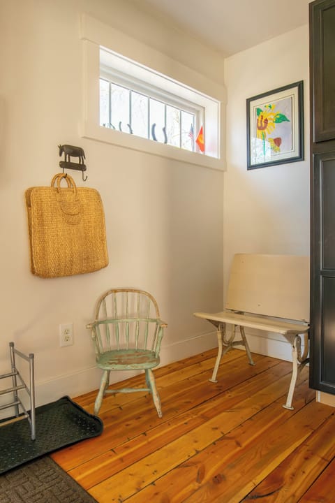 Ollie's House: Cozy Home, A Walk Away from Downtown/MSU House in Bozeman