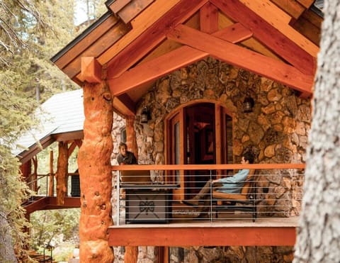 Your second deck with propane fire pit is great for making smores or just telling stories and enjoying each other.