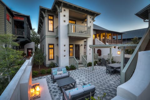 Welcome to 'Summer Cottage' in Rosemary Beach!