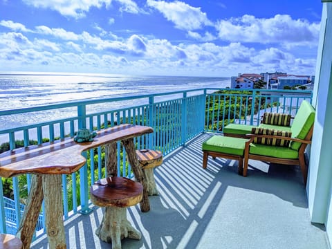 Breath taking views on this spectacular balcony!