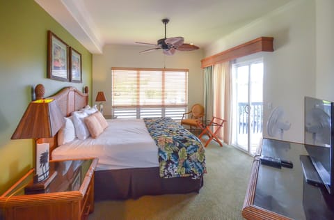 Master Bedroom with Lanai Access and Large Bathroom