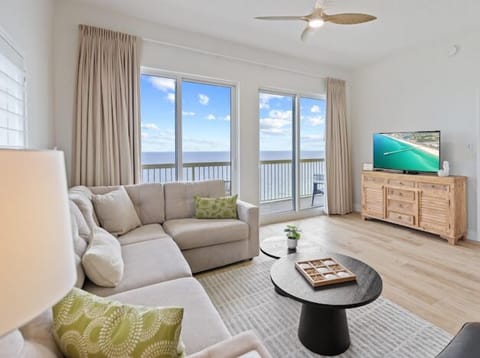 Living area with incredible views