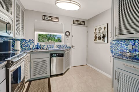 Kitchen with all the amenities!