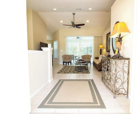 Entrance/Foyer