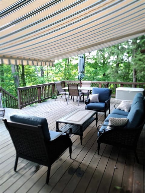 New patio furniture set for summer 2022