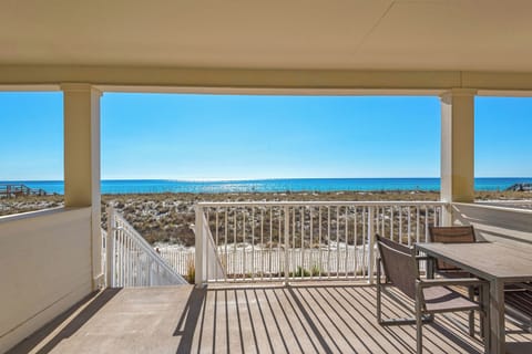 Gulf access from living room