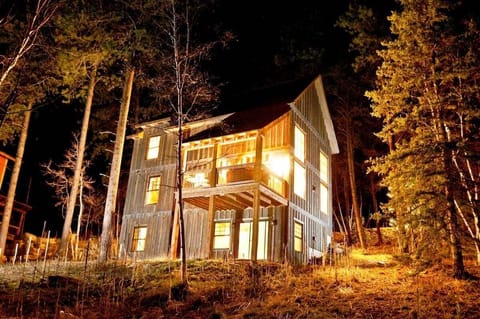 Cash`s Sluice at night