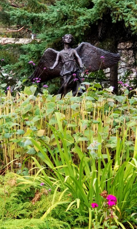 Rose Gardens, just a few blocks from the home. 